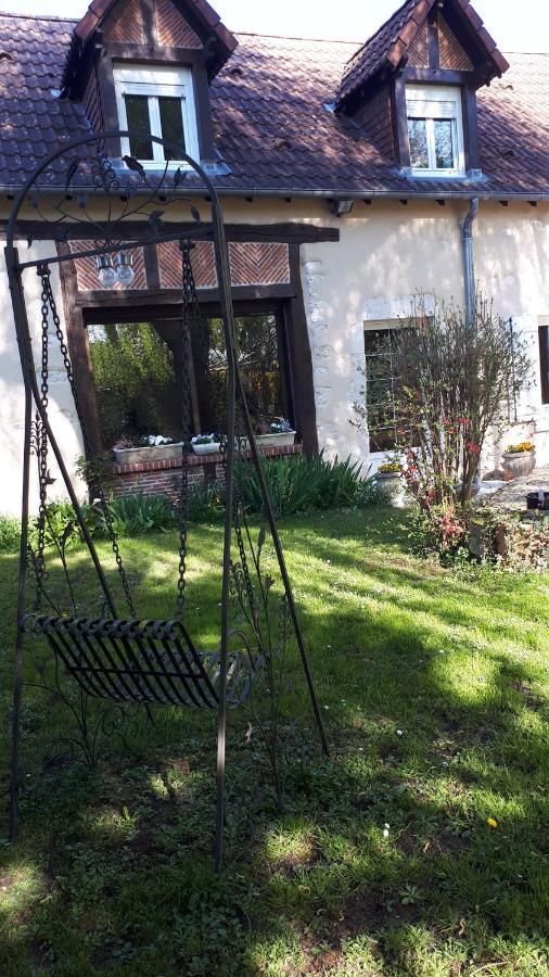 Chez Lydie Et Jean Paul Vignoux-sur-Barangeon Exterior foto